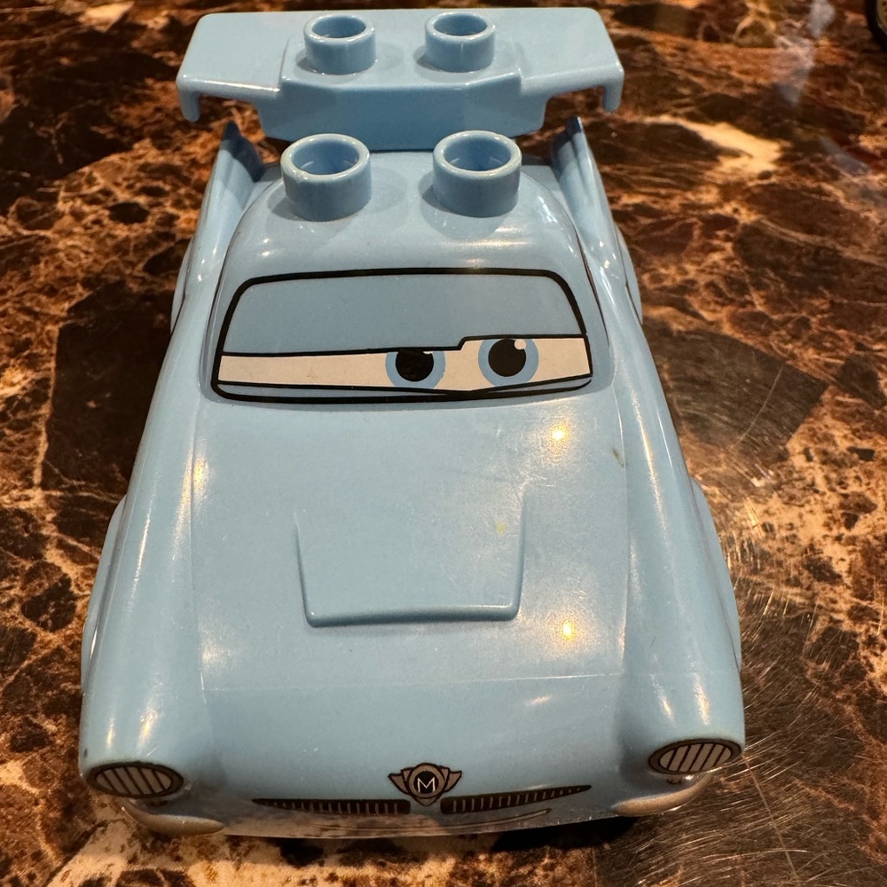 Lego Duplo - Disney Pixar Cars 2 Big Bentley Set #5828 - Picture 8 of 16
